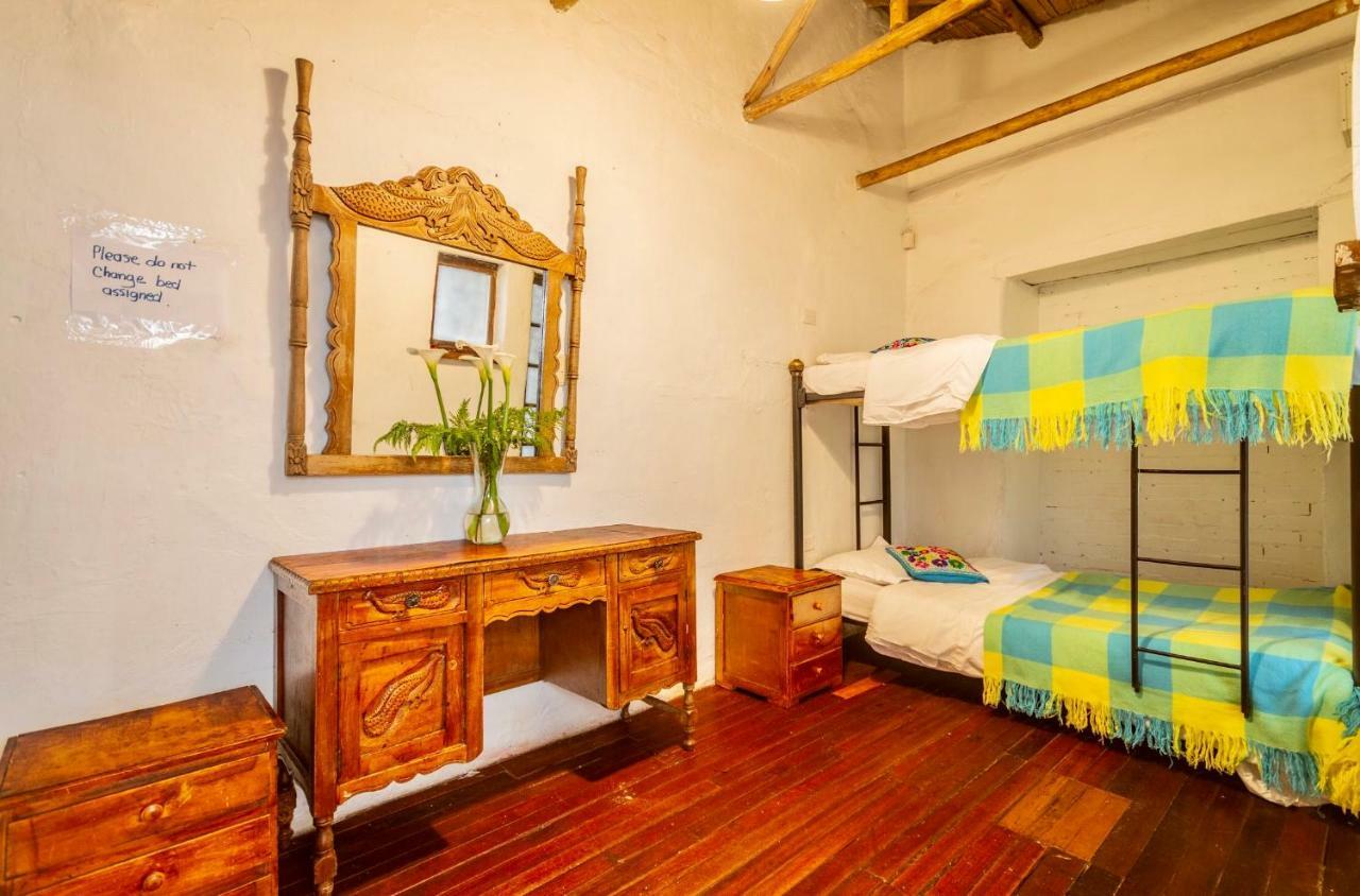 Alegrias Hostel Bogotá Exteriör bild